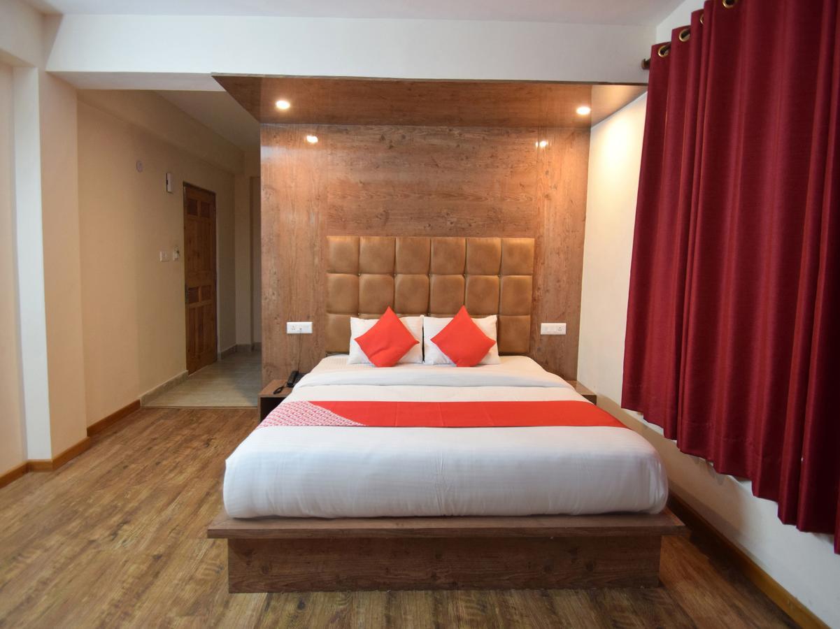 Hotel Rising Star Манали Экстерьер фото
